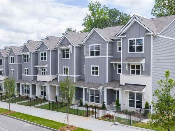 1317 Lakota Place , Atlanta, GA 30315