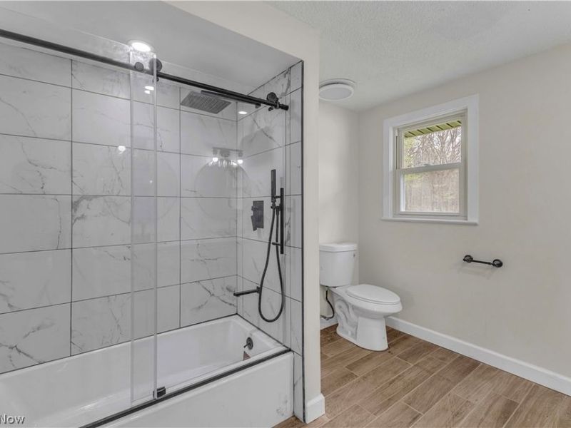 8195 N Palmyra Road , Canfield, OH 44406 Photo 18