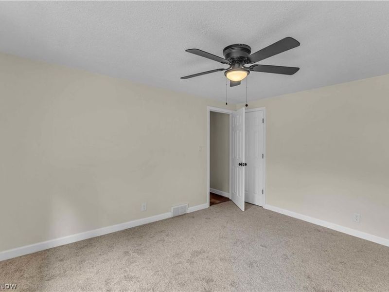 8195 N Palmyra Road , Canfield, OH 44406 Photo 20