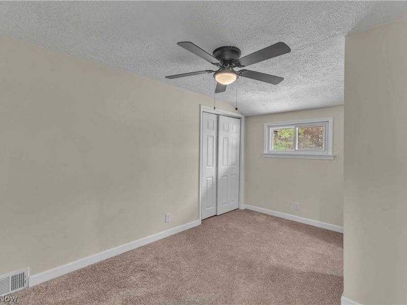 8195 N Palmyra Road , Canfield, OH 44406 Photo 23