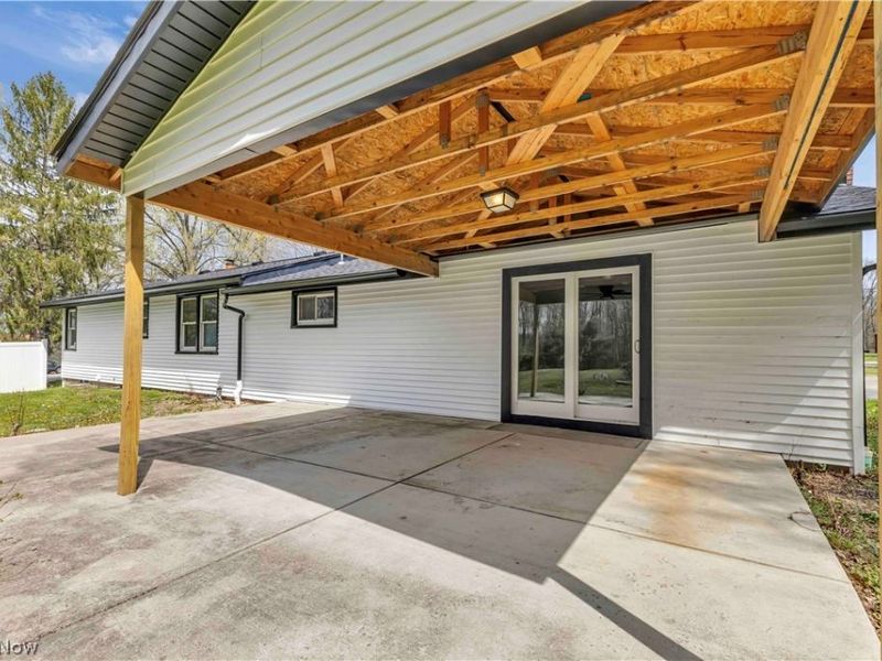 8195 N Palmyra Road , Canfield, OH 44406 Photo 27