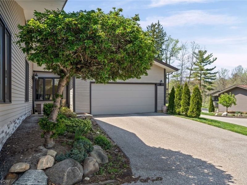 6972 Windward Hills Drive, Brecksville, OH 44141 Photo 32