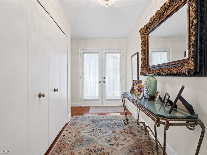 6972 Windward Hills Drive, Brecksville, OH 44141 Photo 4