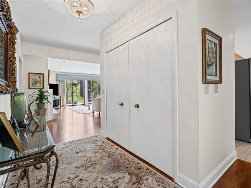 6972 Windward Hills Drive, Brecksville, OH 44141 Photo 5