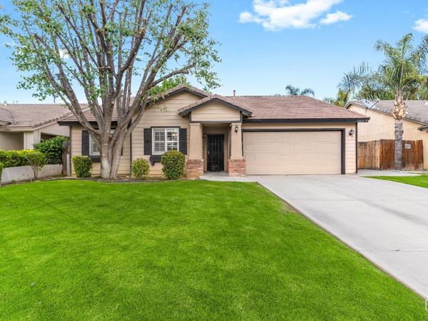 11812 Cherry Valley Avenue, Bakersfield, CA 93312