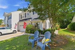 2451 Draymohr Court photo 4