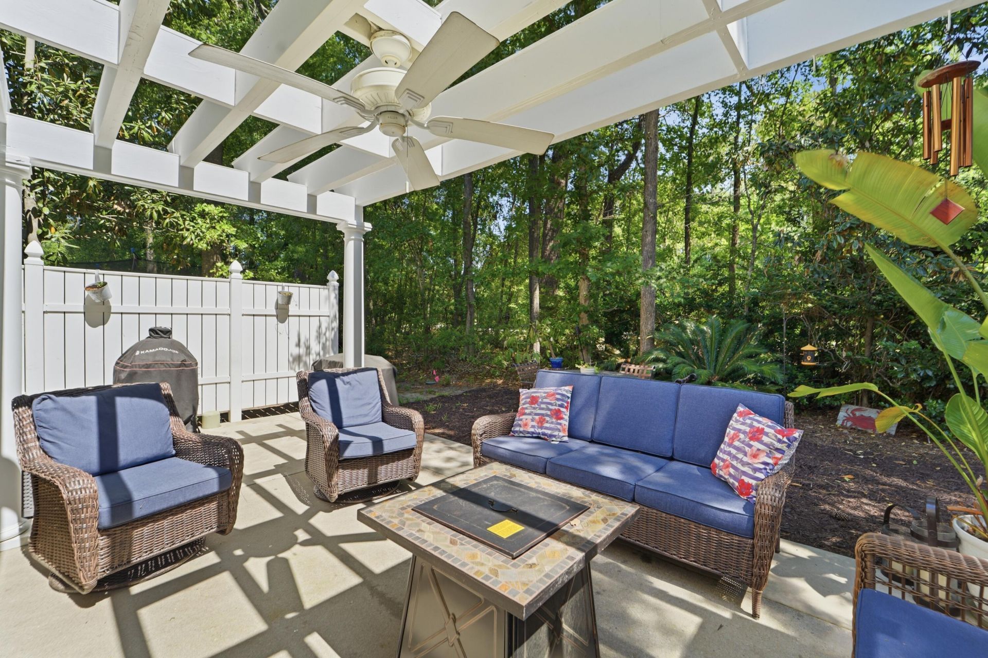 2451 Draymohr Court Photo 9