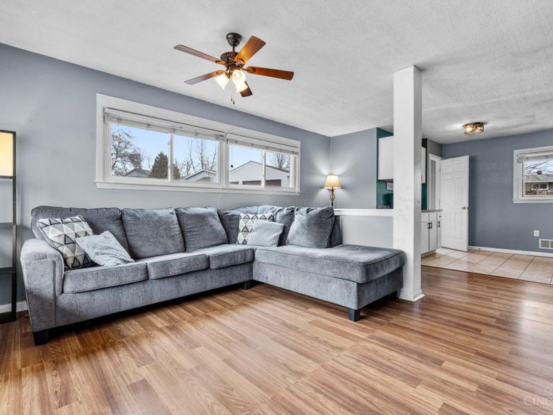 8608 Dundalk Court, Sycamore Township, OH 45236 Photo 6