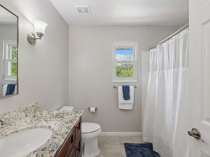 6592 Foxfield Drive, Mason, OH 45040 Photo 32