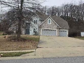 6826 N Charleston Drive Kansas City, MO 64119