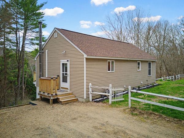250 Concord Road, Northfield, NH 03276