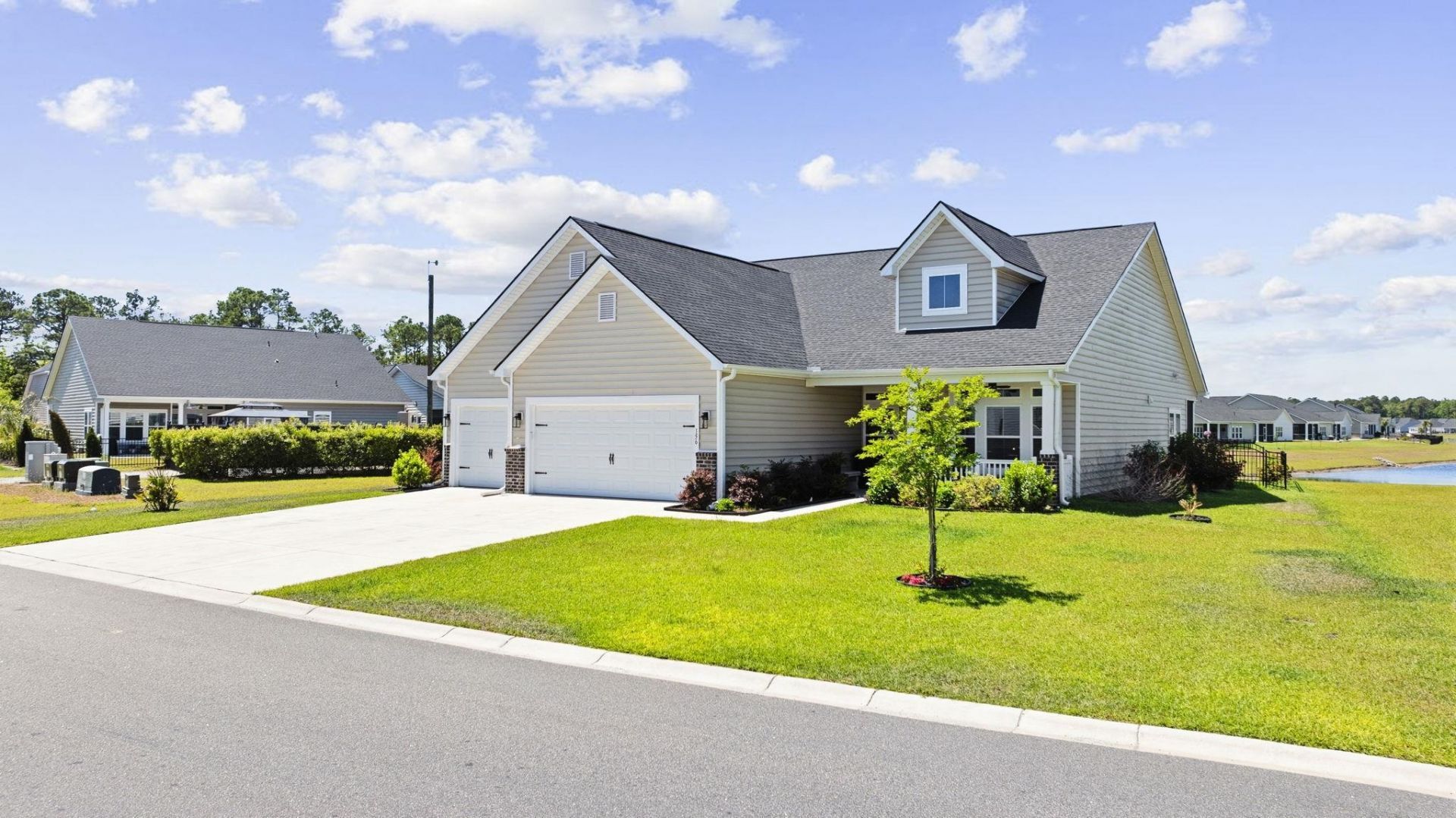 156 Albatross Way Photo 43
