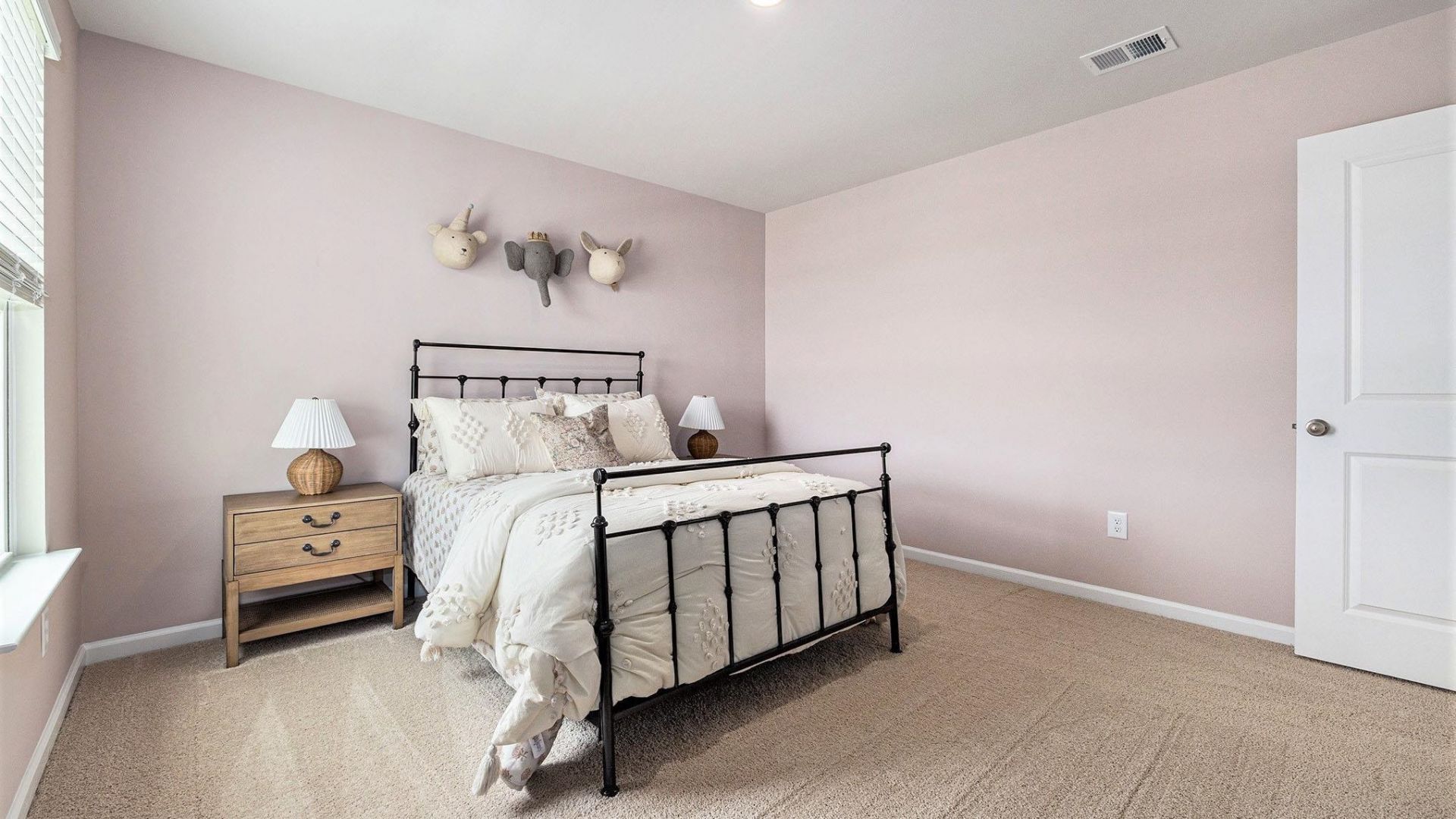 3019 Waterfall Way  Photo 21