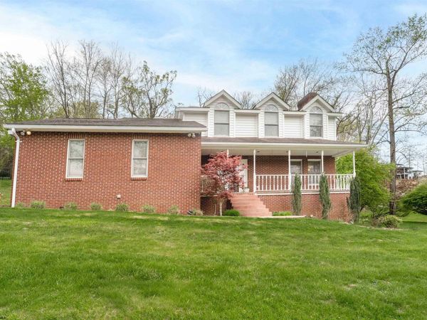 4673 Shadyside Lane, Morgantown, WV 26508