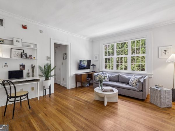 70 Sheridan Drive NE, Unit 9, Atlanta, GA 30305