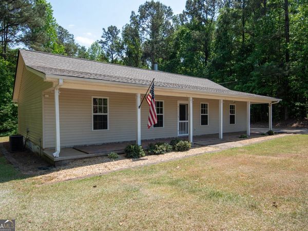 703 New Hutchinson Mill Road, Lagrange, GA 30240