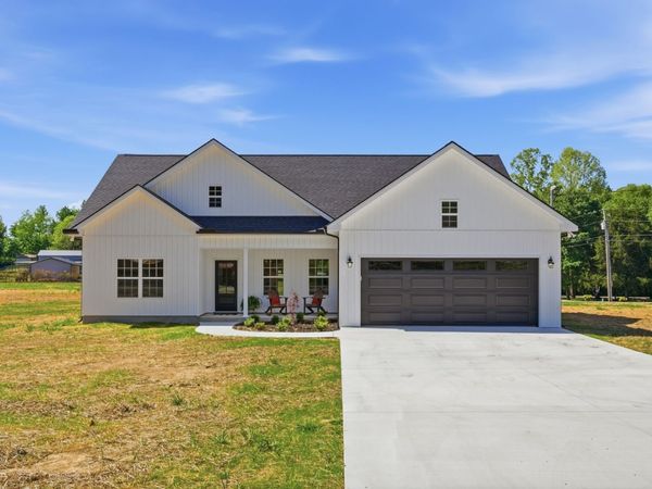 319 Bains Rd , Hillsboro, TN 37342