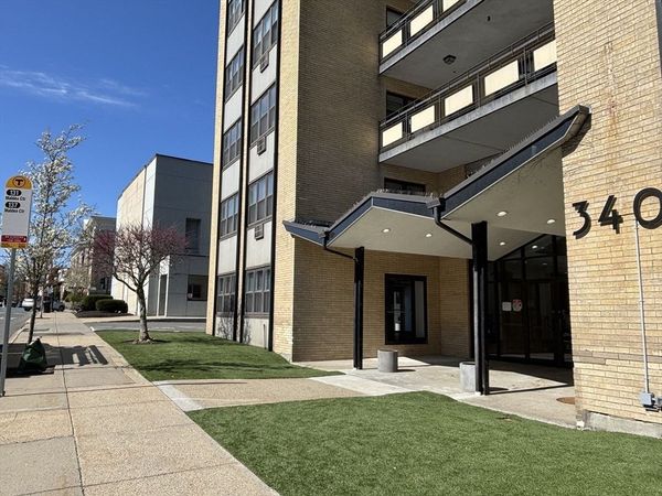 340 Main Street, Unit 307, Melrose, MA 02176
