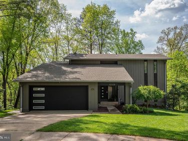 12328 HOLLYHOCK COURT, WOODBRIDGE, VA 22192