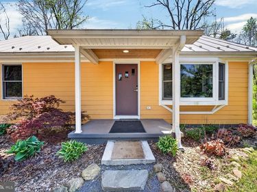 202 LAKE ARROWHEAD ROAD , LURAY, VA 22835