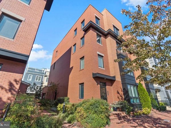 1304 MAIN LINE BOULEVARD, ALEXANDRIA, VA 22301