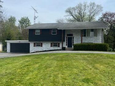 41 LEACOCK ROAD, PARADISE, PA 17562