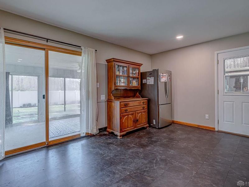 8 Maple Lane, Arcanum, OH 45304 Photo 12