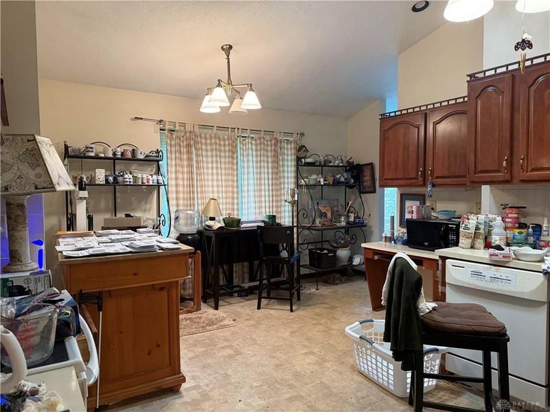 3399 Mill Run Drive, Beavercreek, OH 45432 Photo 5