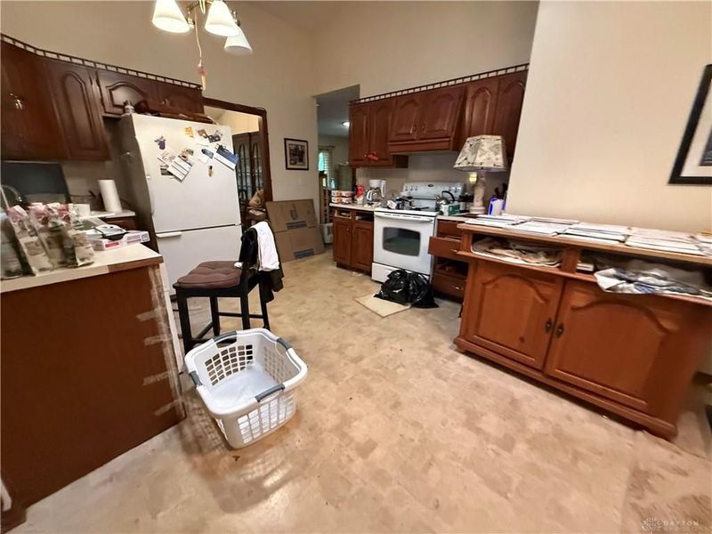 3399 Mill Run Drive, Beavercreek, OH 45432 Photo 6