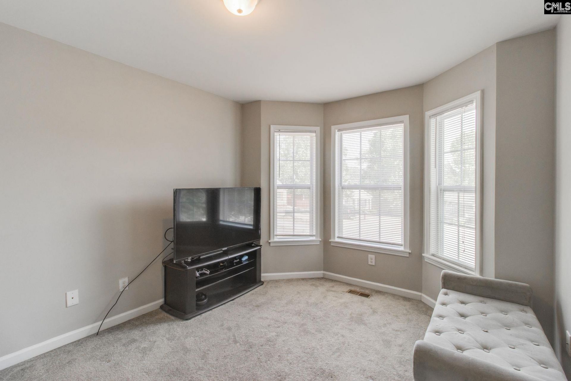 25 St Andrews Place Court  Photo 16