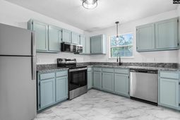 104 Bridleridge Road  photo 4