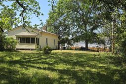 1218 Gordon Street photo 4