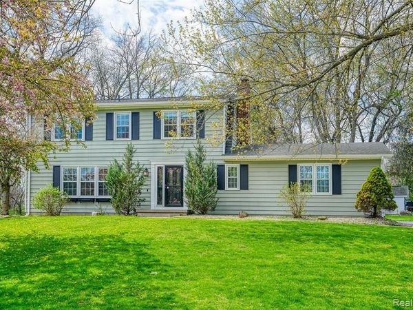 5390 Squires Manor Road , Summit Twp, MI 49201