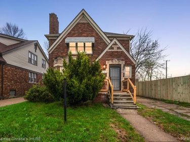 5040 Balfour Road, Detroit, MI 48224