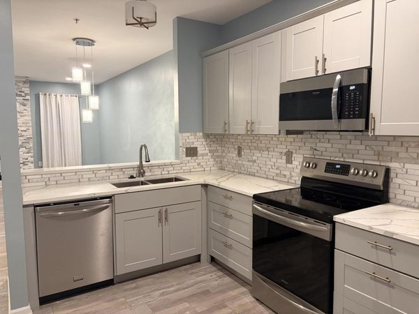 25582 Saint James, Southfield, MI 48075