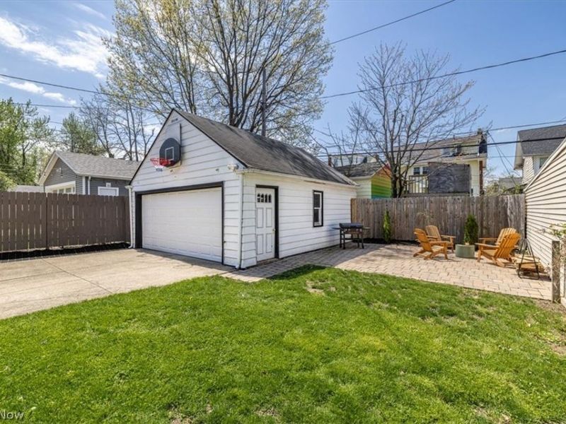 1208 French Avenue , Lakewood, OH 44107 Photo 32