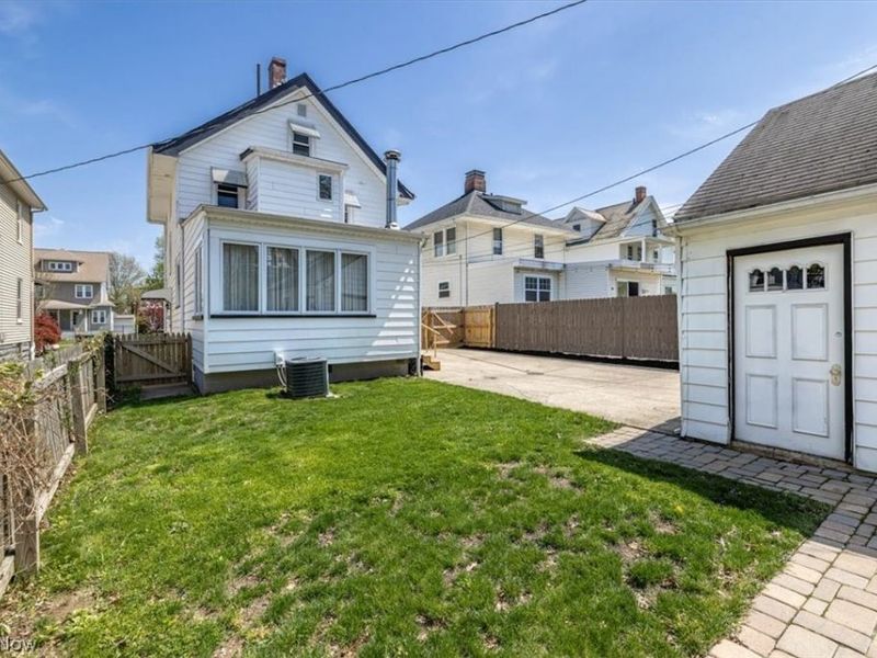 1208 French Avenue , Lakewood, OH 44107 Photo 34