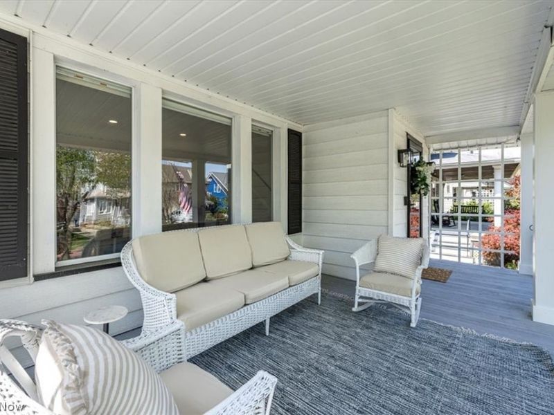 1208 French Avenue , Lakewood, OH 44107 Photo 4