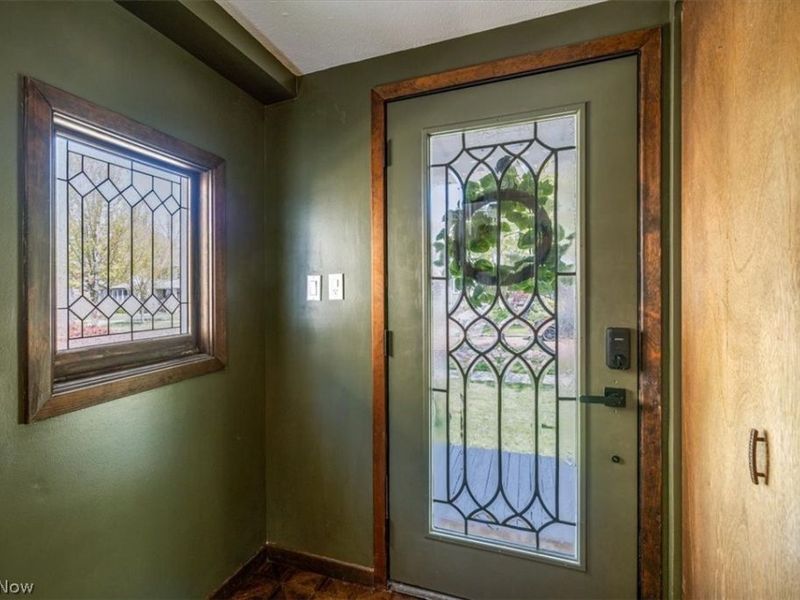 1208 French Avenue , Lakewood, OH 44107 Photo 5