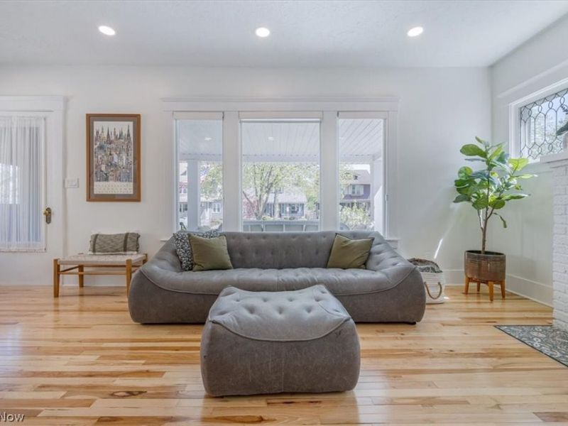 1208 French Avenue , Lakewood, OH 44107 Photo 6