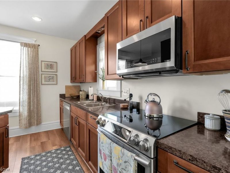 1388 S 6th Street , Columbus, OH 43207 Photo 11