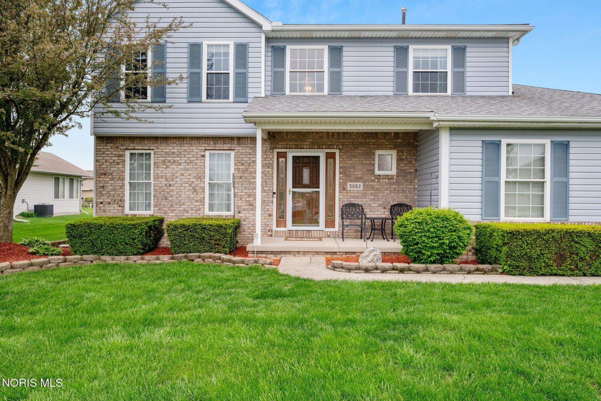 5882 Cherokee Avenue, Walbridge, OH 43465 Main Photo