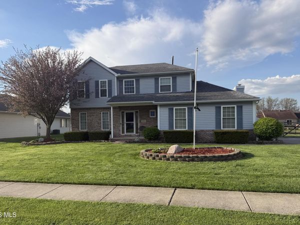 5882 Cherokee Avenue , Walbridge, OH 43465