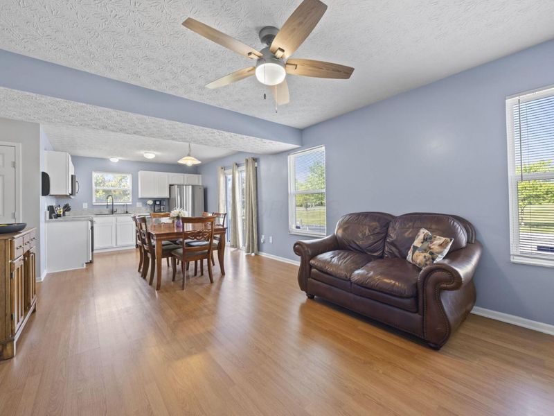 3943 Sugarbark Drive, Canal Winchester, OH 43110 Photo 14