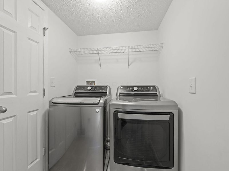 3943 Sugarbark Drive, Canal Winchester, OH 43110 Photo 18