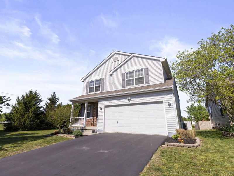 3943 Sugarbark Drive, Canal Winchester, OH 43110 Photo 2