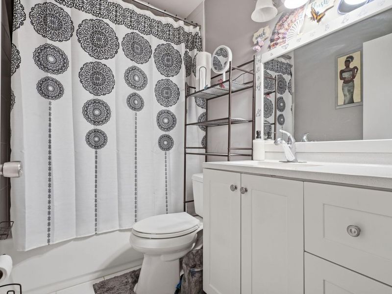 1927 Jermain Drive, Columbus, OH 43219 Photo 18