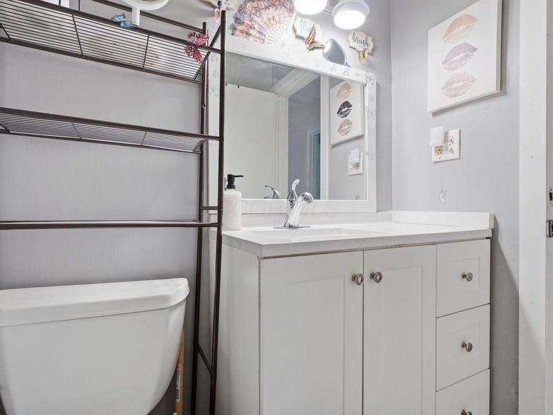 1927 Jermain Drive, Columbus, OH 43219 Photo 19