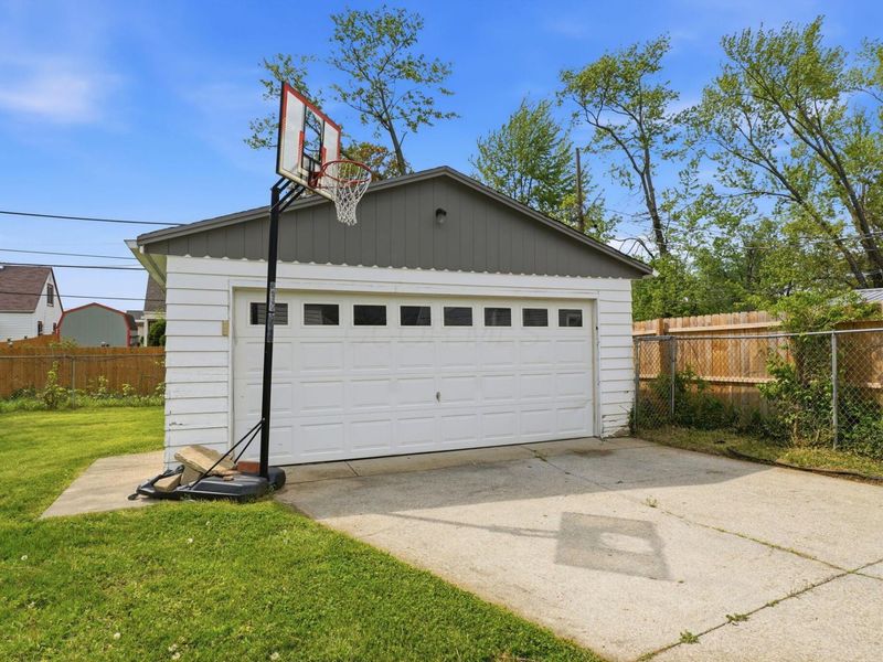 1927 Jermain Drive, Columbus, OH 43219 Photo 37