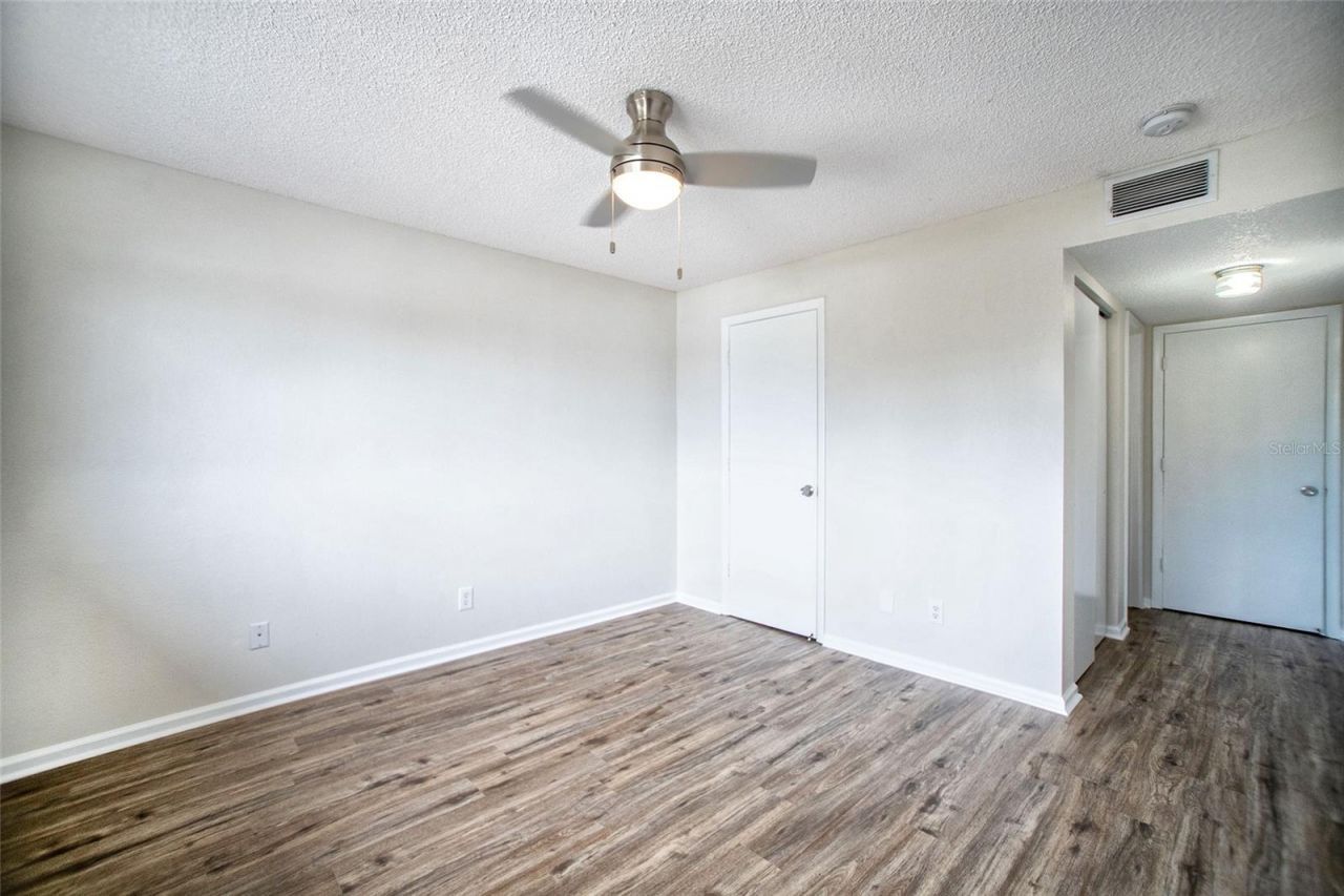 6062 22nd Avenue N, Unit 5, Saint Petersburg, FL 33710 Photo